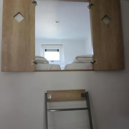 木屋 De Bijsselse Enk, Noors 5 *